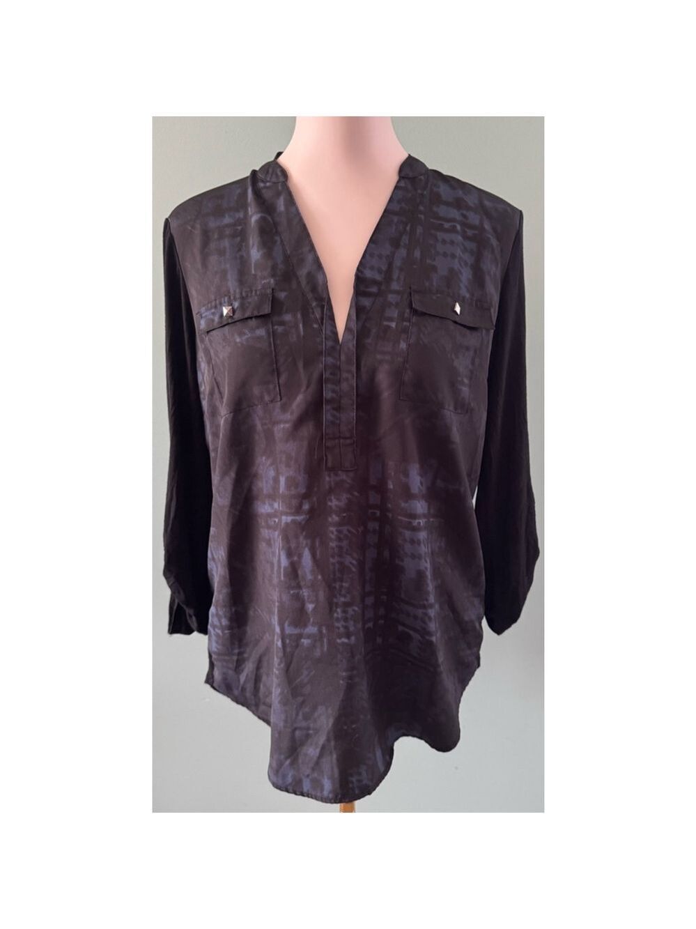 Women's Rock & Republic Blouse Top Size M Black Blue